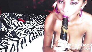 Cam Whore tastes her shit 19