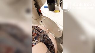 Mature Jiggly SSBBW Takes A Sloppy Shit 2