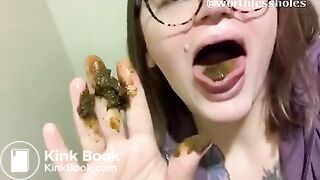 [ME] Eating and playing with shit at work