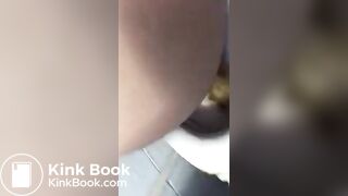 Sexy Latina with the runs