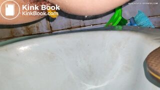 She Poop In The Afternoon