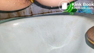 She Poop In The Afternoon