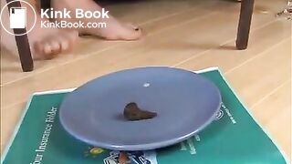 Cute hairy ass girl takes a dump