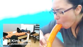 12-05-17 licks shitty dildo clean