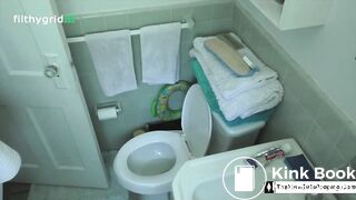 Hot college girl poops on toilet