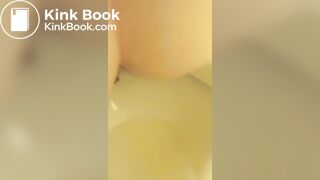 nice girl poo in toilet