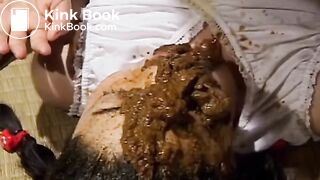 A*nna k*uramoto diarrhea right in her face