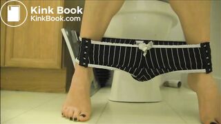 Pissing and Pooping compilation