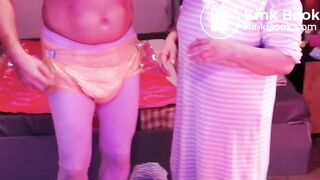 private Windel diaper vollgeschissen