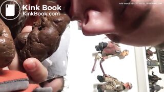 Guy lick and sniff girlfriend poo