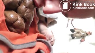 Guy lick and sniff girlfriend poo