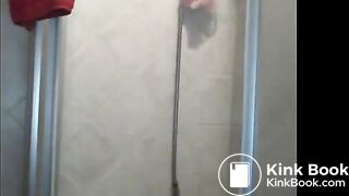 N**ghty*lle shitting in the shower