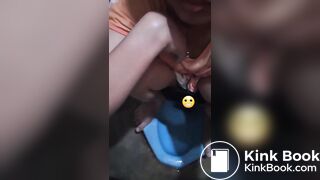 pooping - video 279