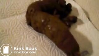 Hairy teen pooping between high heels