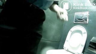 pornera toilet pooping and pissing, pooping at 21.20