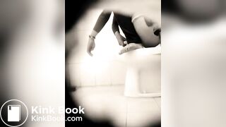 Cewek beol di wc kampus