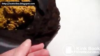 girl shitting - video 15