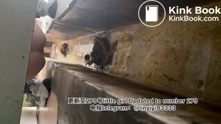 High-quality girls pooping in the toilet 5