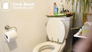 pretty girl shitting in toilet