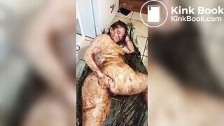 Big booty cover in shiy