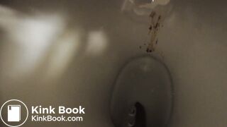 Me and sisters make poo in school toilets