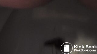 Me and sisters make poo in school toilets