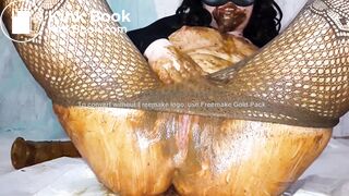 sexy Russian pooping and peeing - video 11