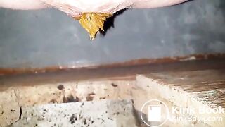POOPING WITH CUM
