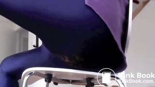 Messing her leggings