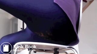 Messing her leggings