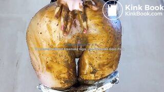 sexy Russian crapping and peeing - video 5