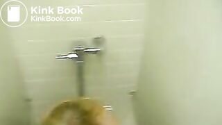 Pretty bitch pooping