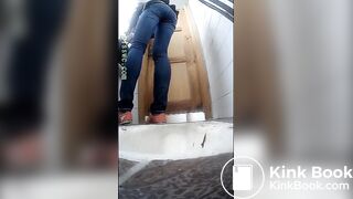 poop back shot - video 12
