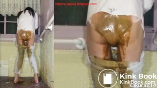 japanese pantypoop - video 4