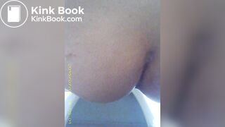 shes moaning and pooping1