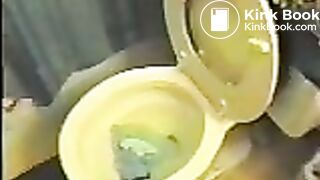 Floor (chubby blonde having fun)