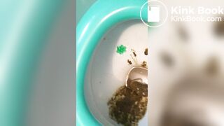 pretty girl pooping in toilet - video 4
