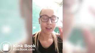 pretty girl pooping in toilet - video 4