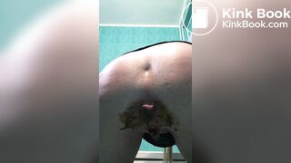 pretty girl pooping in toilet - video 4