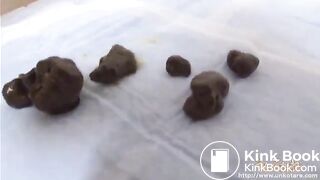 Petite japanese is very constipated