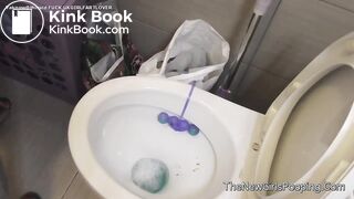 Sexy teen runny toilet pooping - video 4