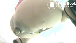 Red uniform lady excretion