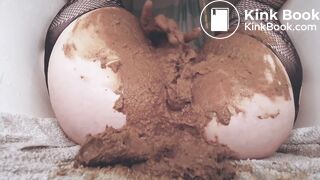 gorgeous Russian girl shits and masturbates