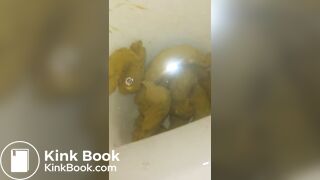 My Friend Shitting - video 2