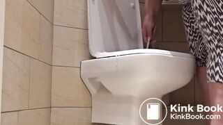 SSBBW With Diarrhea on the Toilet