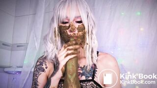 Scat girl versus kinky dragon dick