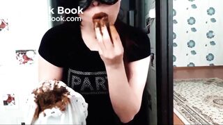 sexy girl with a mask shits - video 9