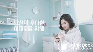 Korean cute girl diarrhea in toilet
