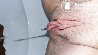 woman pooping on toilet - video 85