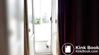 Woman Dirty White Jeans